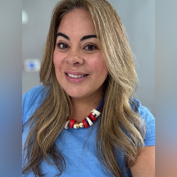 Meet your Posher, Luisa - Picture 2 of 2